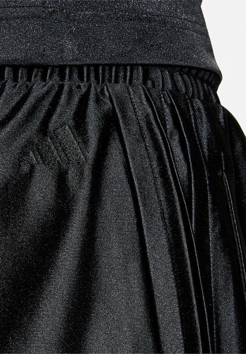 adidas Performance - W Satin Shorts - Black