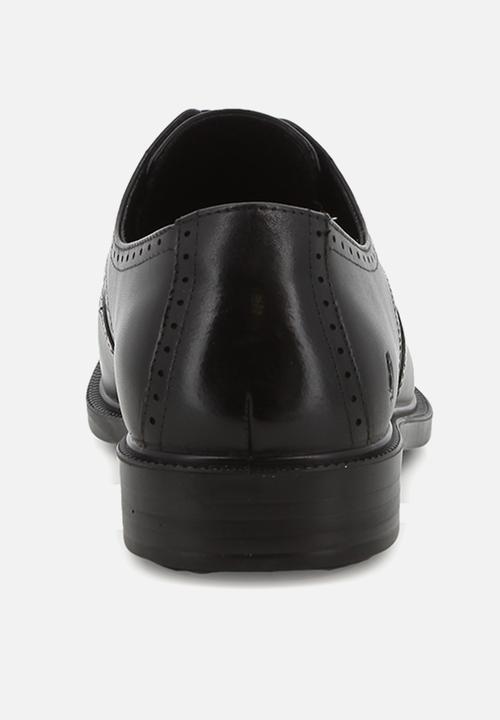 Hush Puppies - Alaric - Black