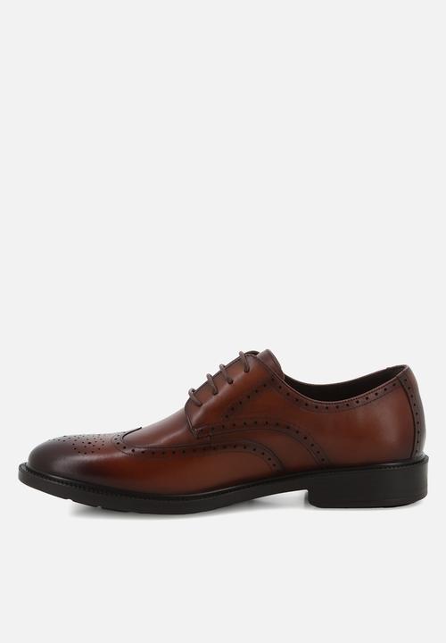 Hush Puppies - Alaric - Tan