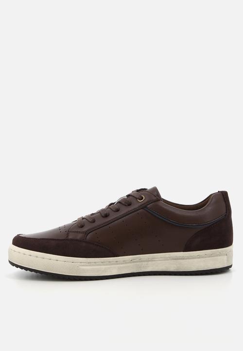 Hush Puppies - Clan - Coffee