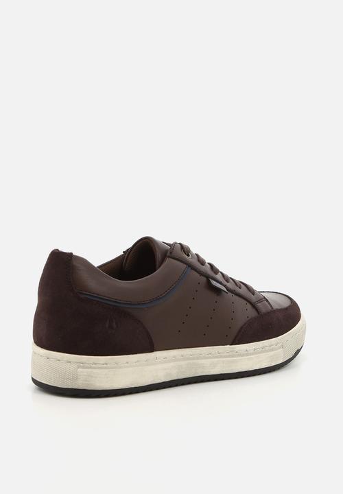 Hush Puppies - Clan - Coffee
