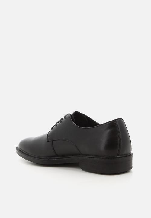 Hush Puppies - Harrington - Black