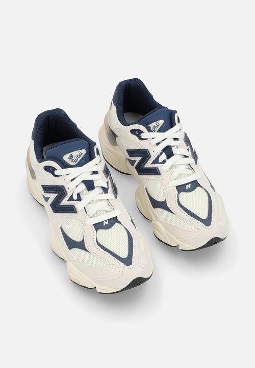 New Balance  - 9060 Grade School