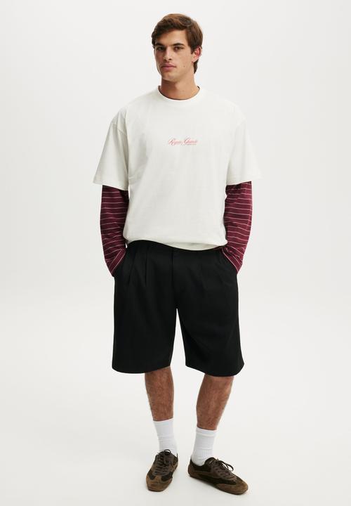 Cotton On - Box Fit Text T-shirt - Vintage White/Royal Grand