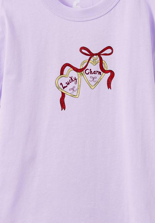 Cotton On - Essential Short Sleeve Graphic Tee - Vintage Lilac/Lucky Charm