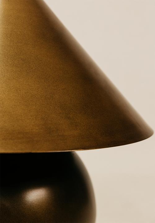 Noha - Foundry Metal Lamp