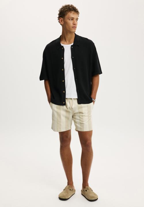 Cotton On - Box Fit Knit Shirt - Washed Black