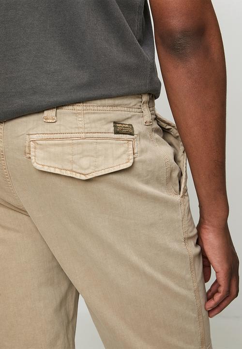 Superdry. - Utility Chino Short - Overcast Beige