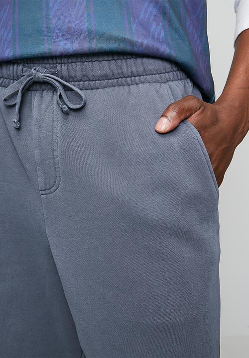 Cotton On - Super Baggy Track Pant - Denim Blue Wash