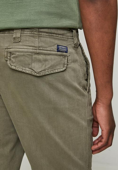 Superdry. - Utility Chino Short - Chive Green