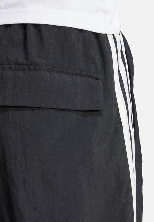 adidas Performance - W 3S Woven Shorts - Black/White