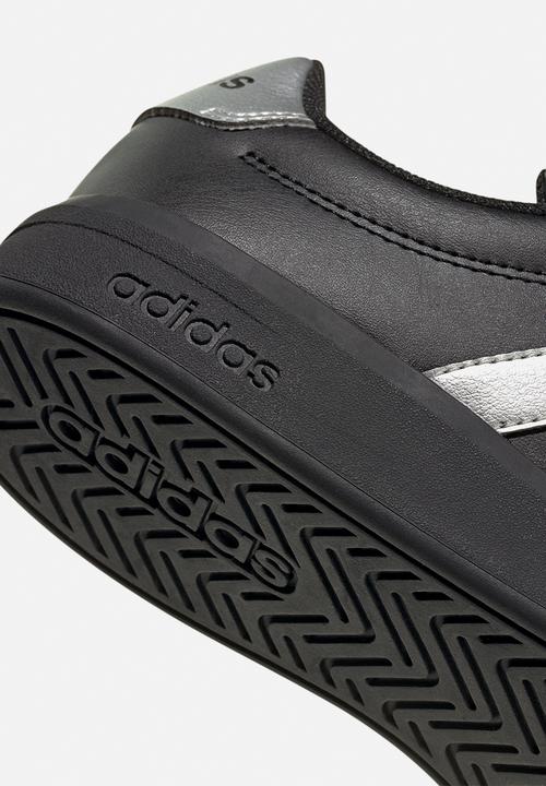 adidas Performance - Grand Court 3.0 J - Core Black/Silver Met./Core Black