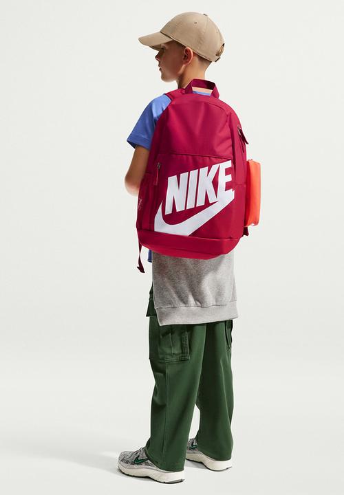 Nike - Nike Elemental