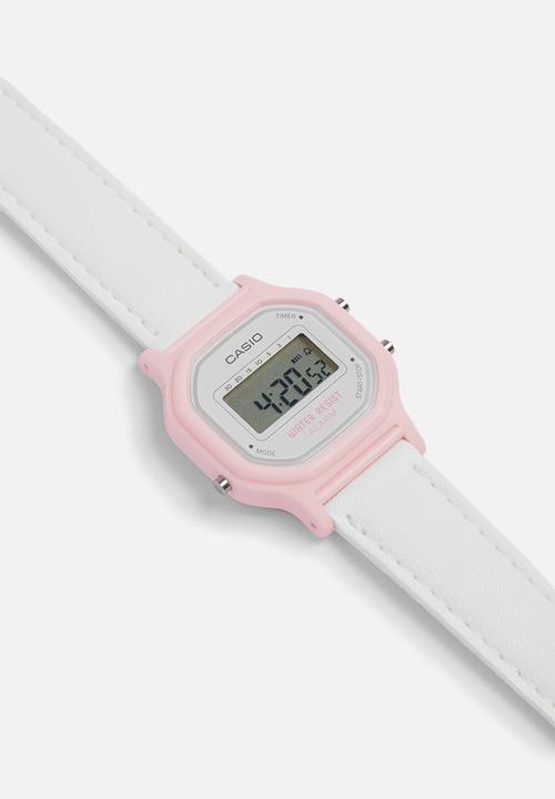 Casio - Digital wrist watch