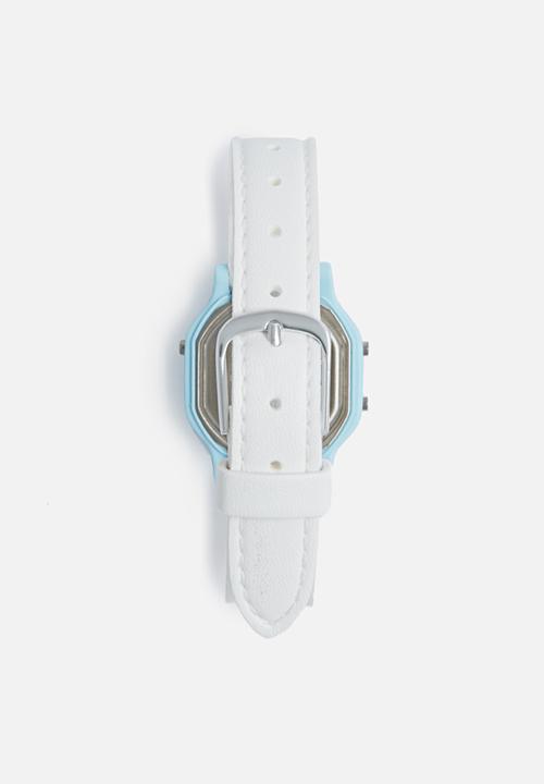 Casio - Digital wrist watch