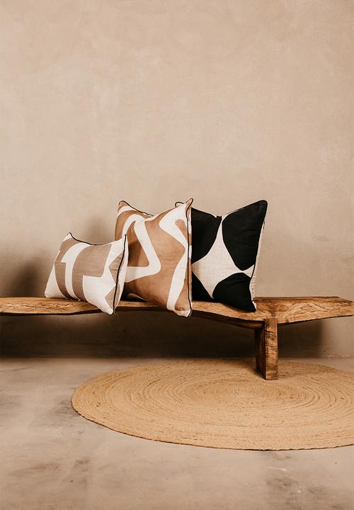 Noha - Maasai scatter cushion
