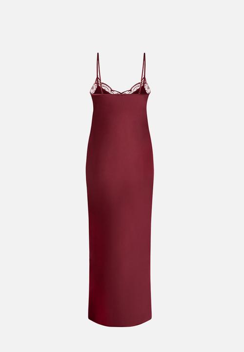 Hunkemoller - Sd satin lace long nightie - cabernet