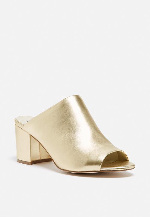 Steve Madden - Infinity