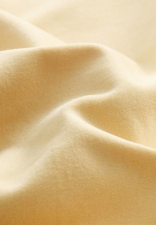 H&M - Cotton velvet cushion cover - light yellow