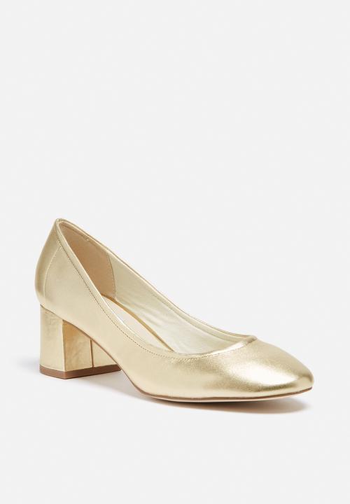 Steve Madden - Tomorrow