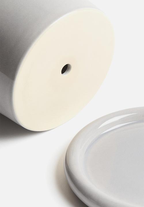 H&M - Stoneware plant pot with saucer - light grey