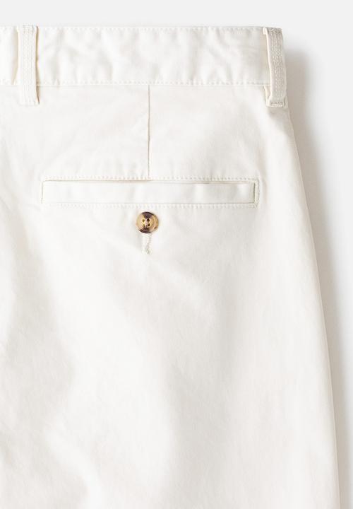 H&M - Relaxed fit cotton chinos - white