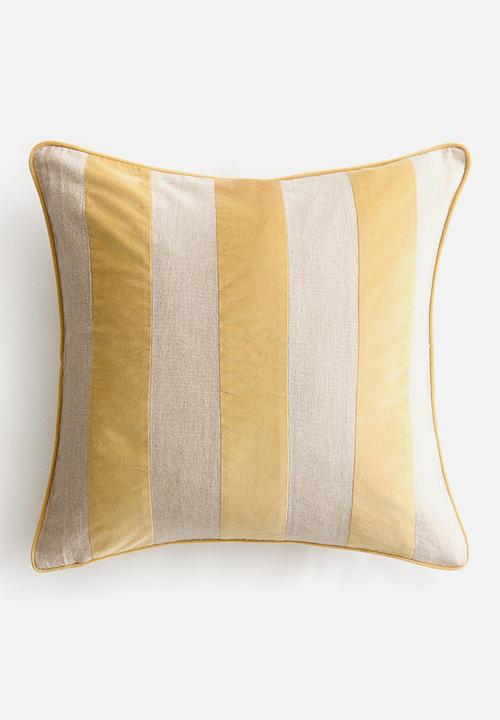 H&M - Linen-blend cushion cover - yellow/beige striped