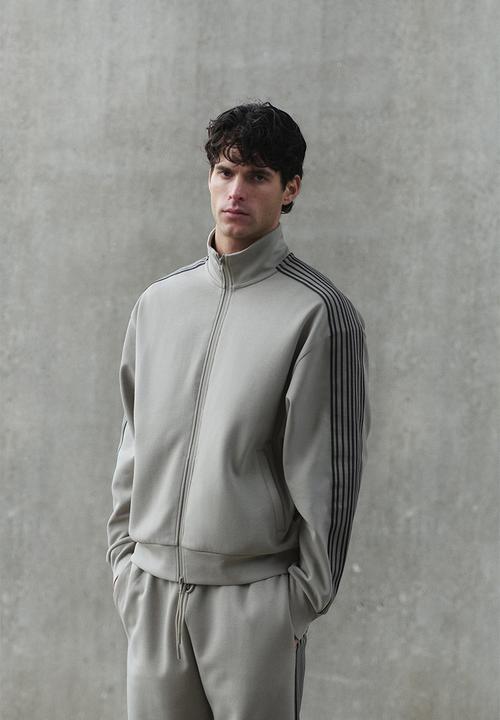 H&M - Oversized fit track jacket with drymove - beige