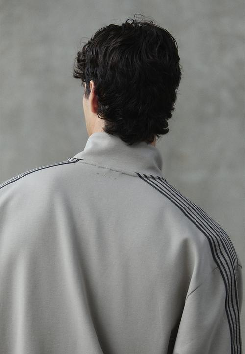 H&M - Oversized fit track jacket with drymove - beige