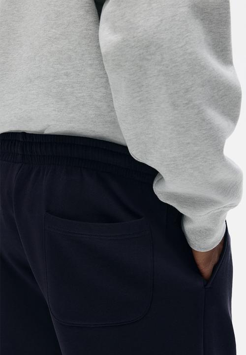 H&M - Regular fit sweatshorts - navy blue