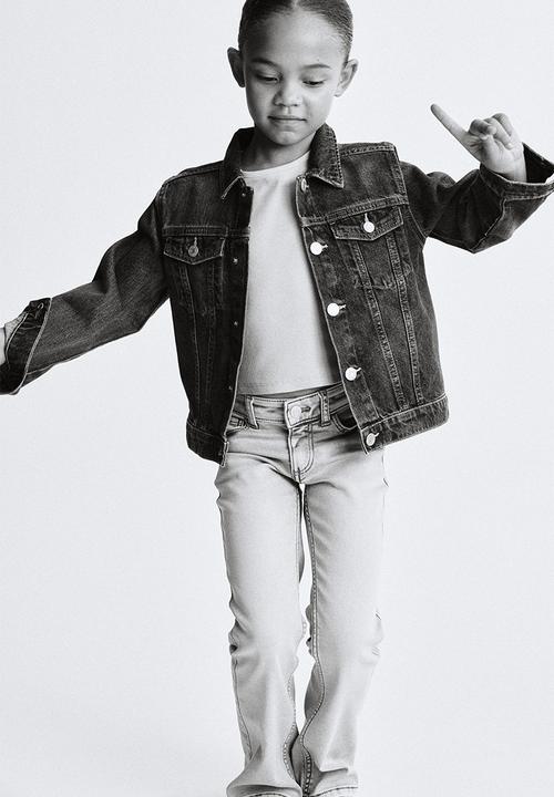 H&M - Super soft flared leg jeans - light denim blue