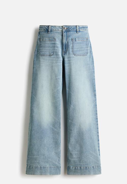 H&M - Wide high waist jeans - light denim blue