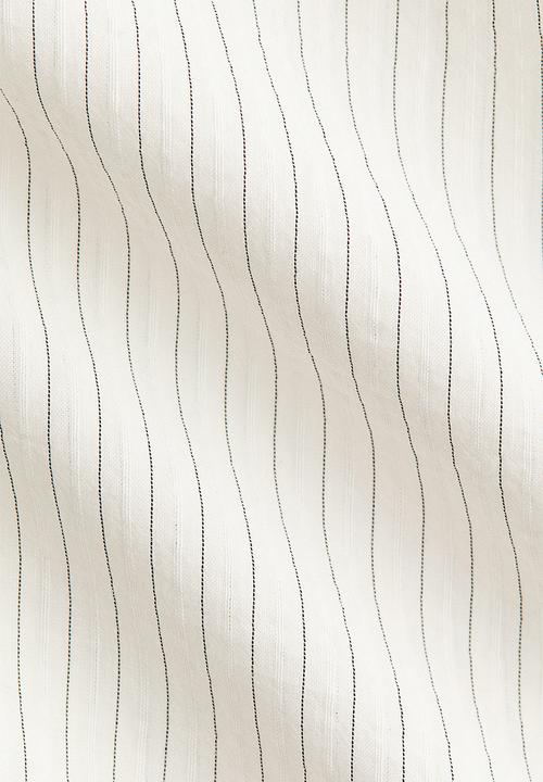 H&M - Frill-collared blouse - white