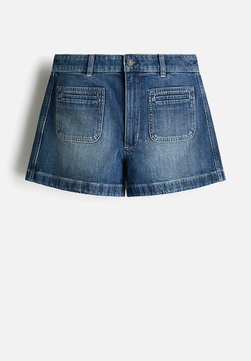 H&M - High-waisted denim shorts - denim blue