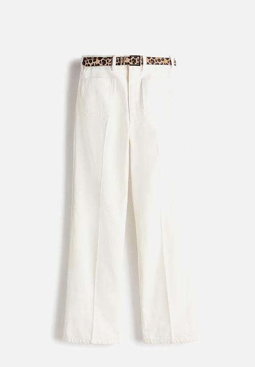 H&M - Straight leg high waist jeans - white/leopard print