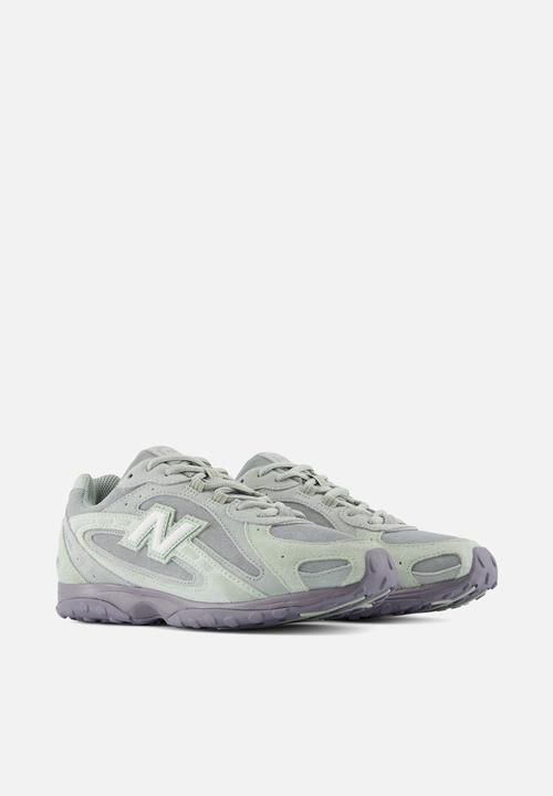New Balance  - 204L