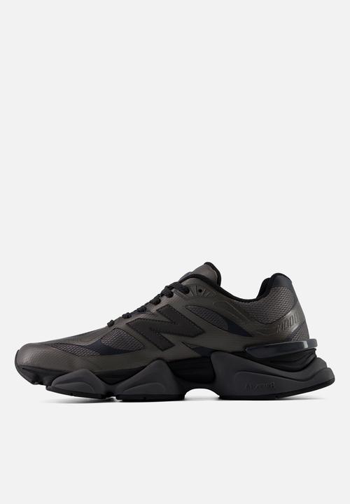 New Balance  - 9060