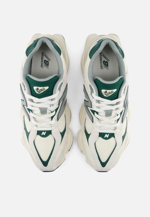 New Balance  - 9060