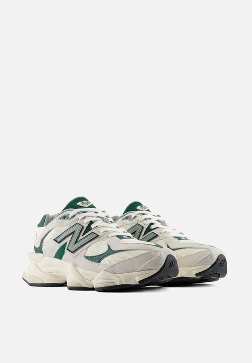 New Balance  - 9060