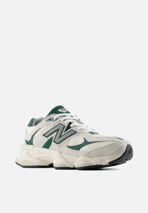 New Balance  - 9060