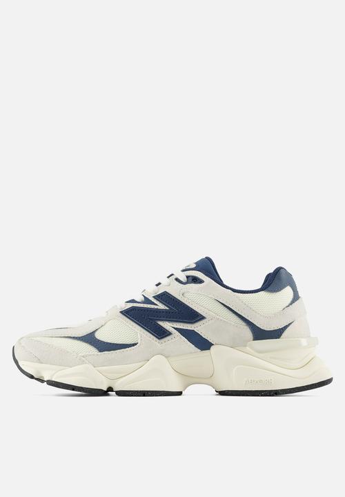 New Balance  - 9060