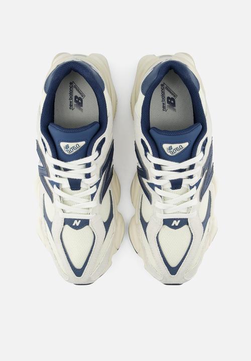 New Balance  - 9060