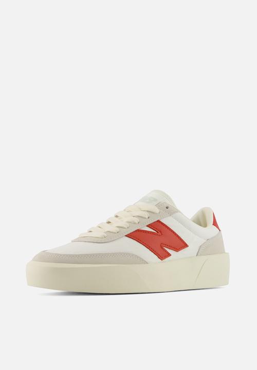 New Balance  - 750