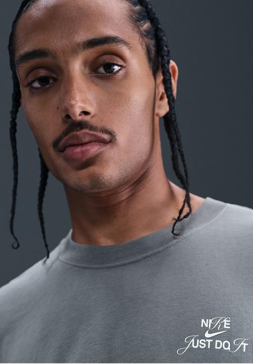 Nike - NSW Backprint Just Do It Graphic Tee - Smoke Grey