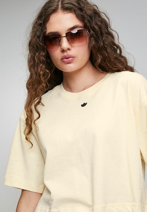 adidas Originals - Ess Crop Tee W S26 - Warm Vanilla