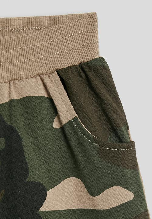 Pop Candy - Camo sweatshorts - multi