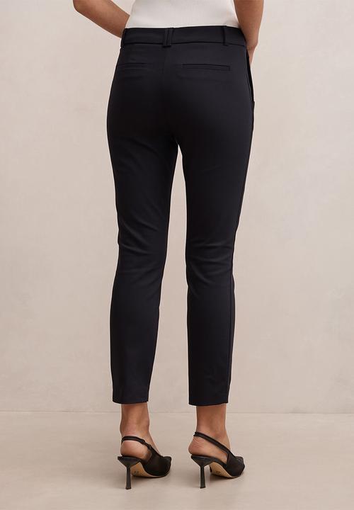 Forever New - Grace 7/8th slim pants in navy suit