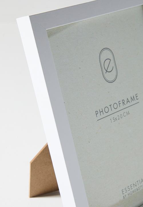H&S - Essential Frame - White