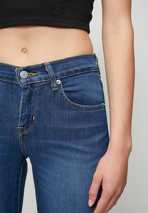 Levi’s® - Curvy Flare Jeans - Beats