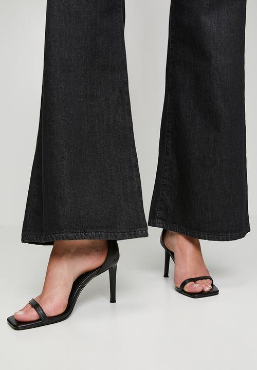 Levi’s® - Cinch Flare Jeans - Until Noon